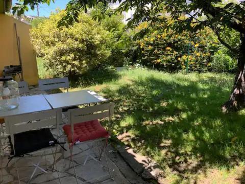 Maisonnette 2 A 4 Pers- Jardin Privatif Cloture- Calme- Stationnement Gratuit- Pau Ouest Billere Buitenkant foto