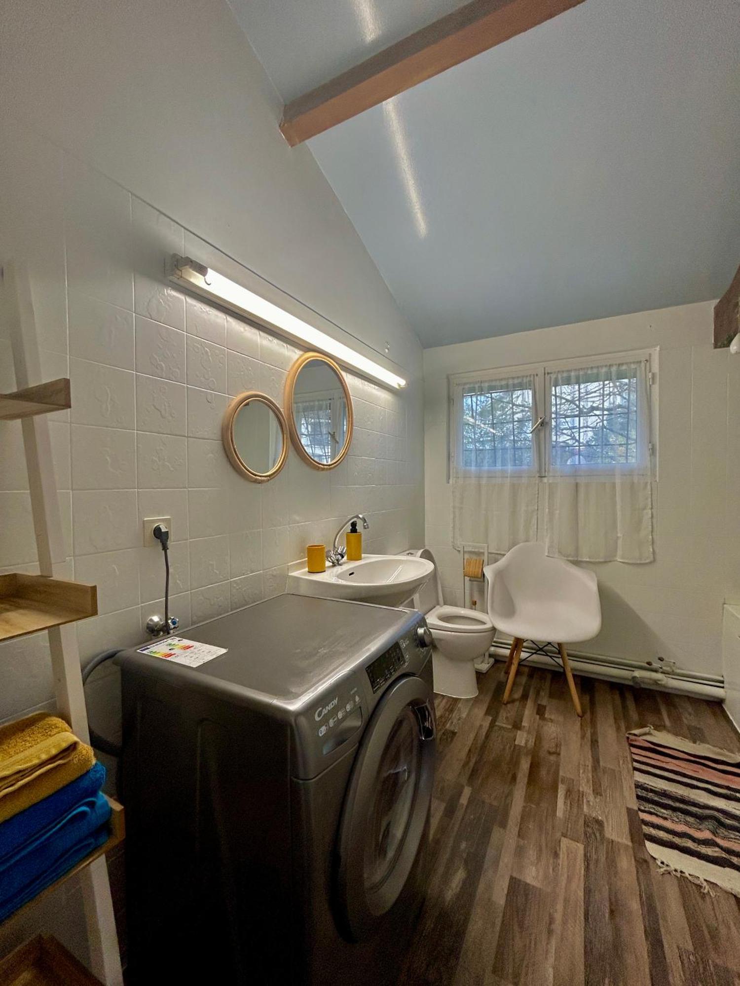 Maisonnette 2 A 4 Pers- Jardin Privatif Cloture- Calme- Stationnement Gratuit- Pau Ouest Billere Buitenkant foto