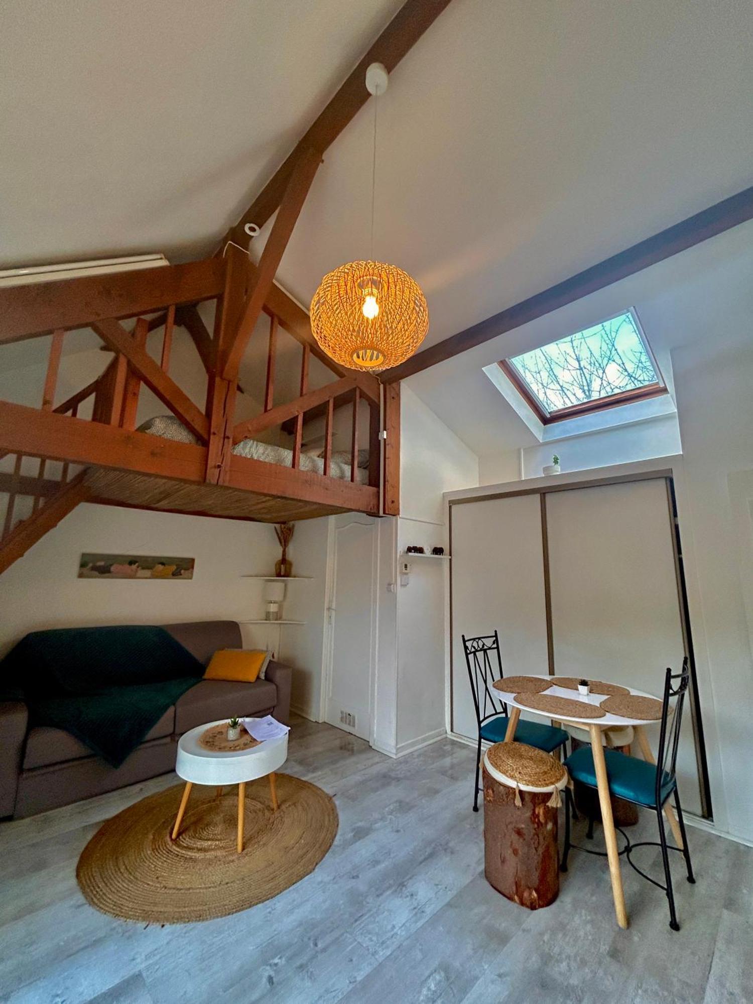 Maisonnette 2 A 4 Pers- Jardin Privatif Cloture- Calme- Stationnement Gratuit- Pau Ouest Billere Buitenkant foto